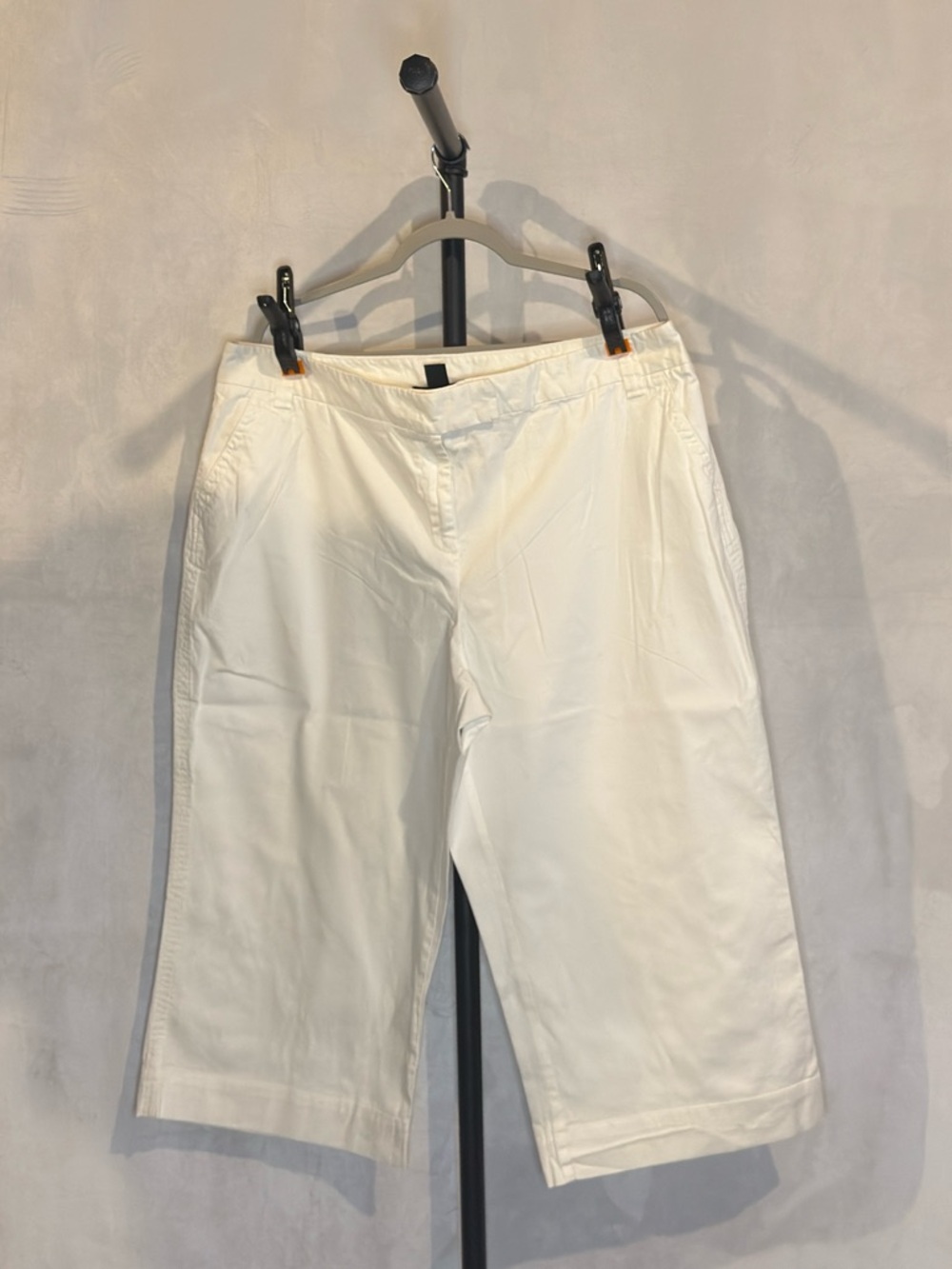 Style & Co White Bermuda Shorts 18W Like New 97% Cotton 3% Spandex